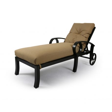 Chaise Lounge