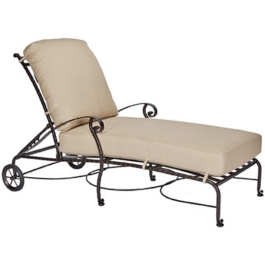 San Cristobal Chaise Lounge