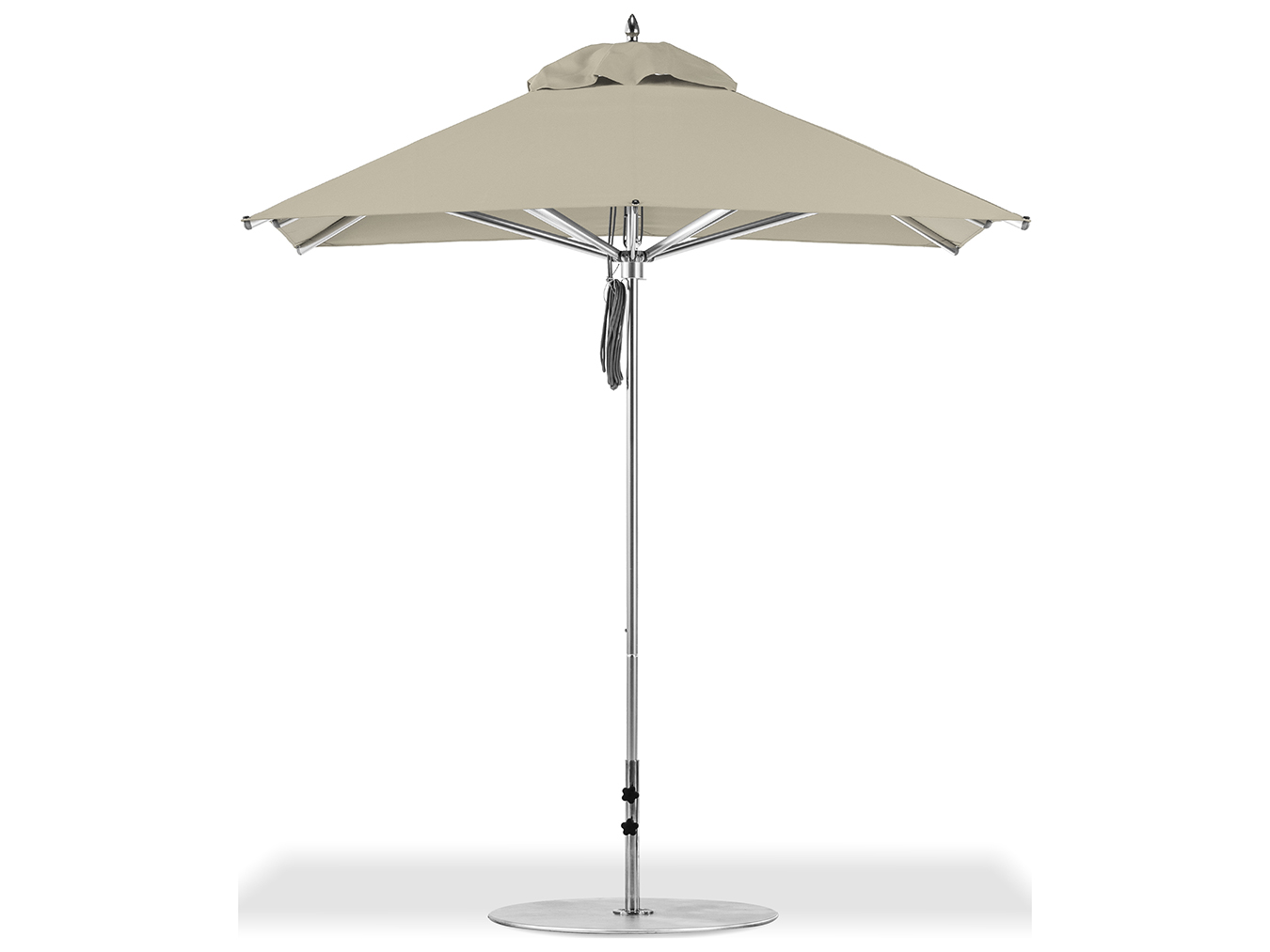 7.5' Square Aluminum Market Umbrella